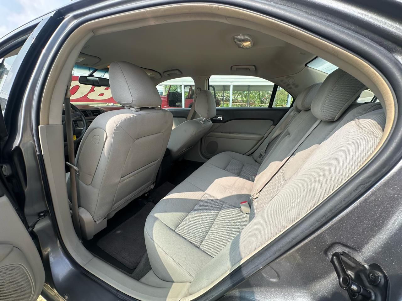 Ford Fusion SE 2010