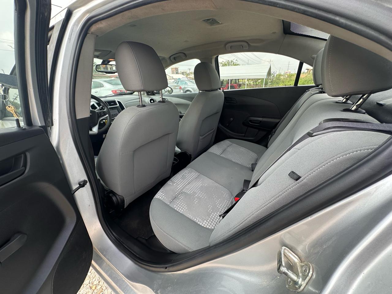 Chevrolet Sonic LS Auto Sedan 2017