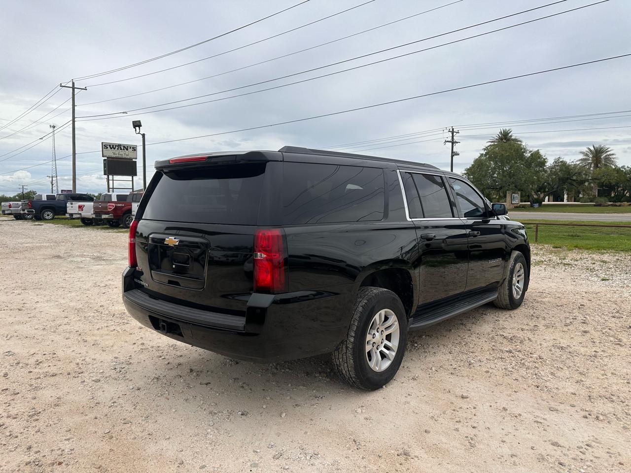 Chevrolet Suburban LT 2WD 2017