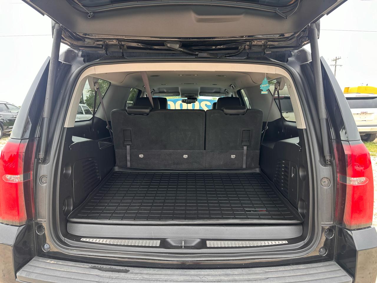 Chevrolet Suburban LT 2WD 2017