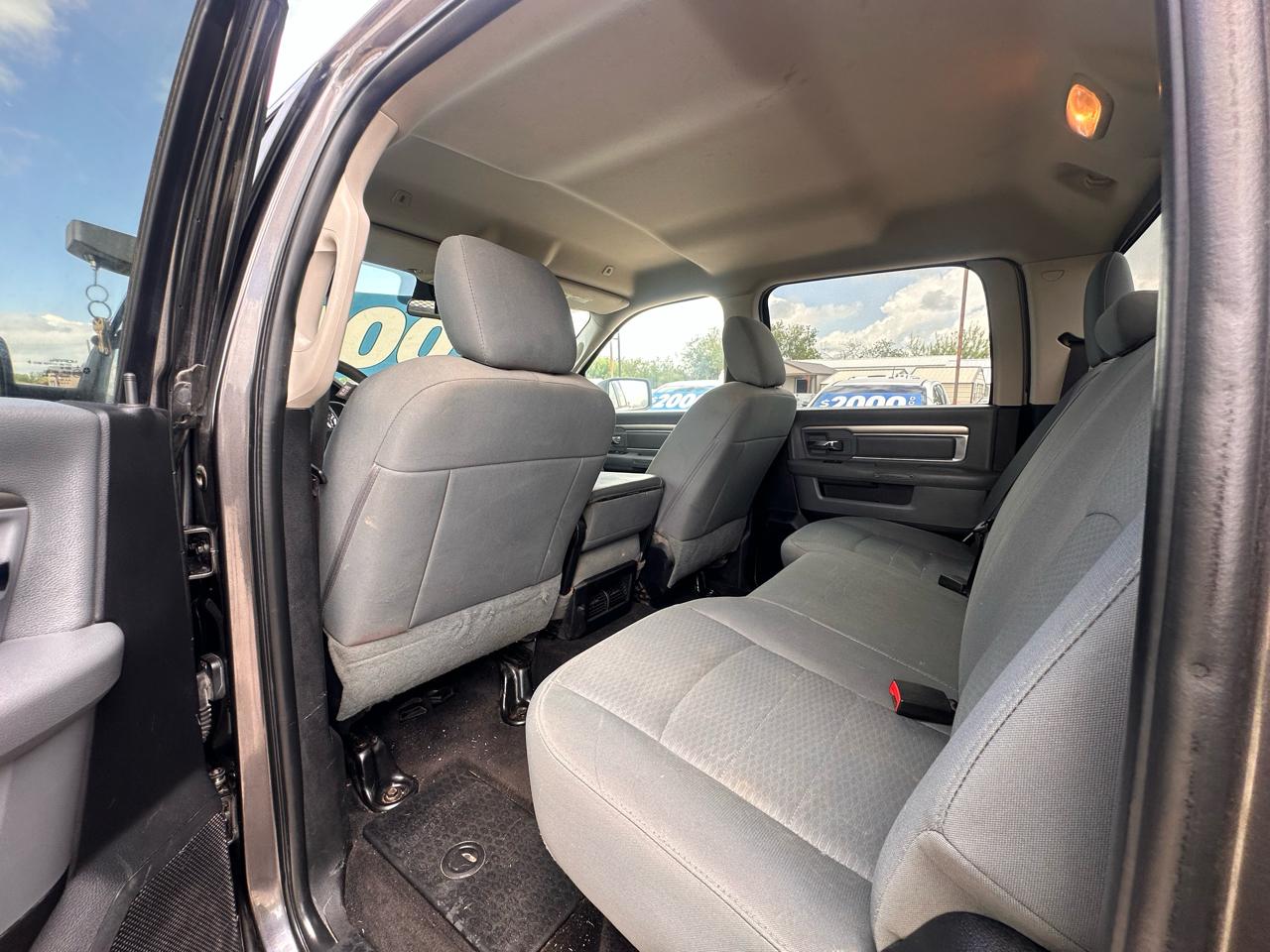 RAM 2500 SLT Crew Cab SWB 4WD 2017
