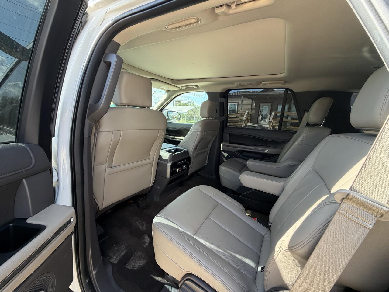 Ford Expedition XLT 2020