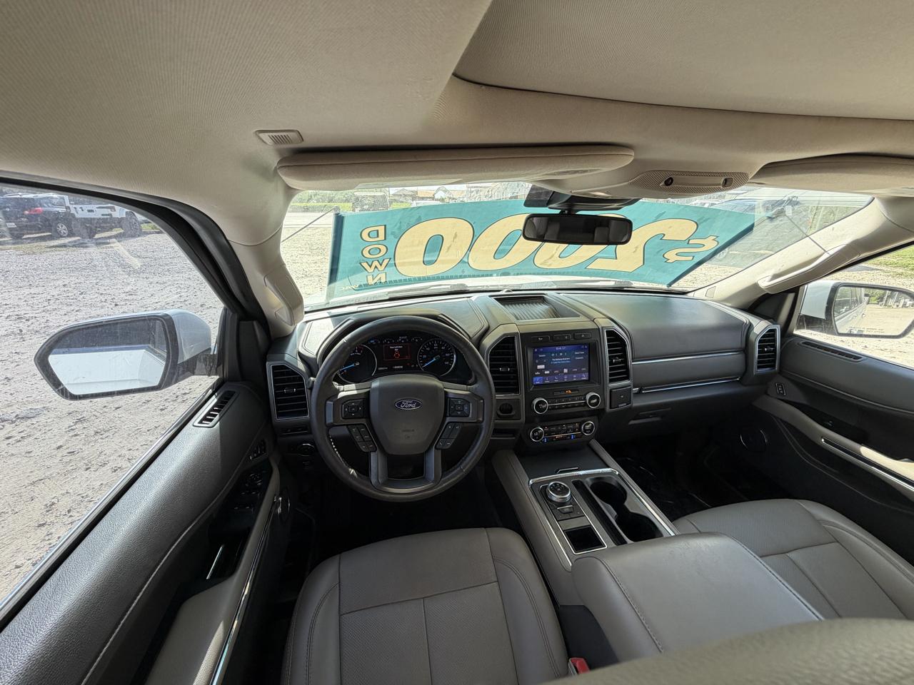 Ford Expedition XLT 2020