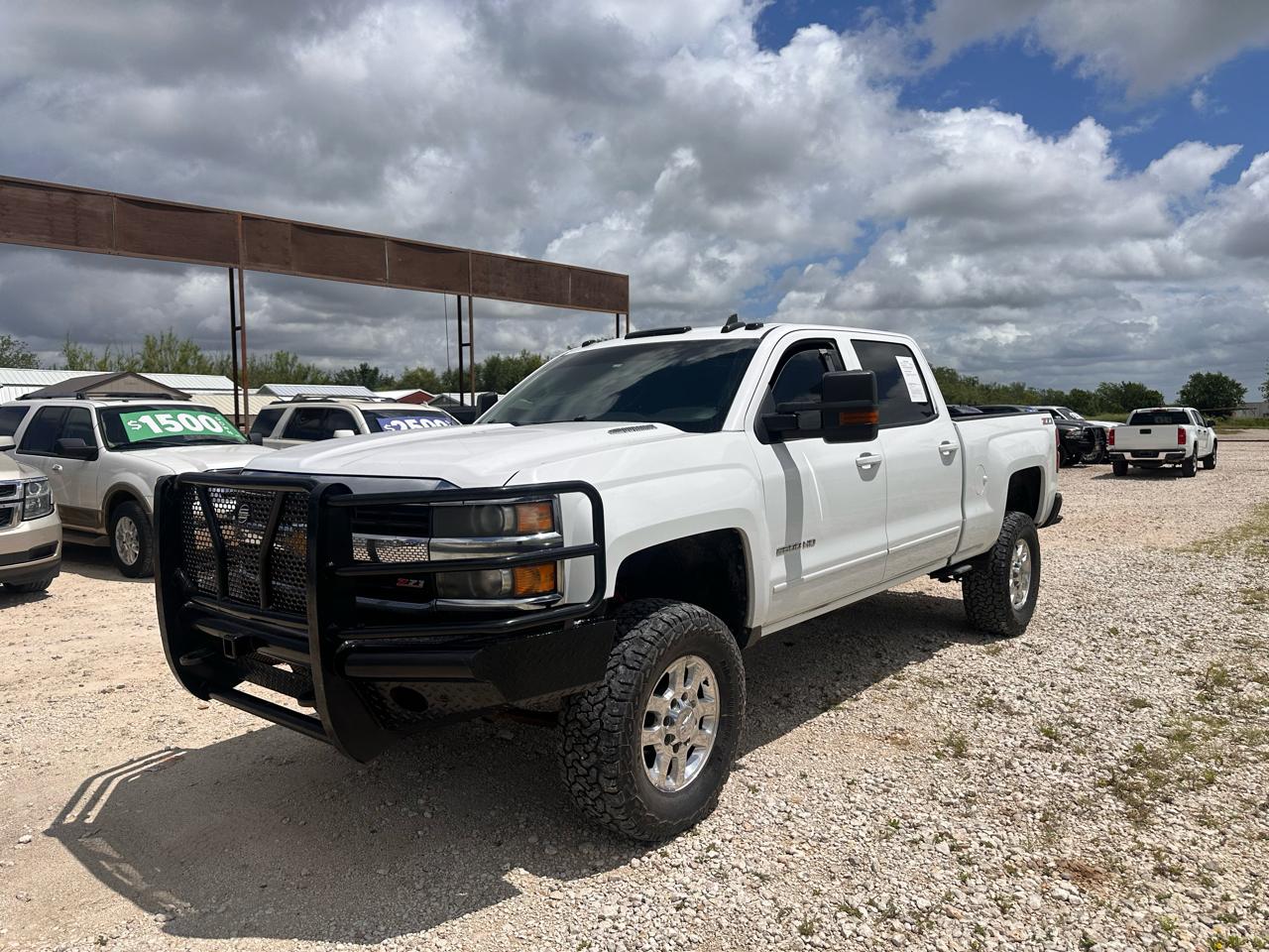 Chevrolet Silverado 2500HD LT Crew Cab Long Box 4WD 2015