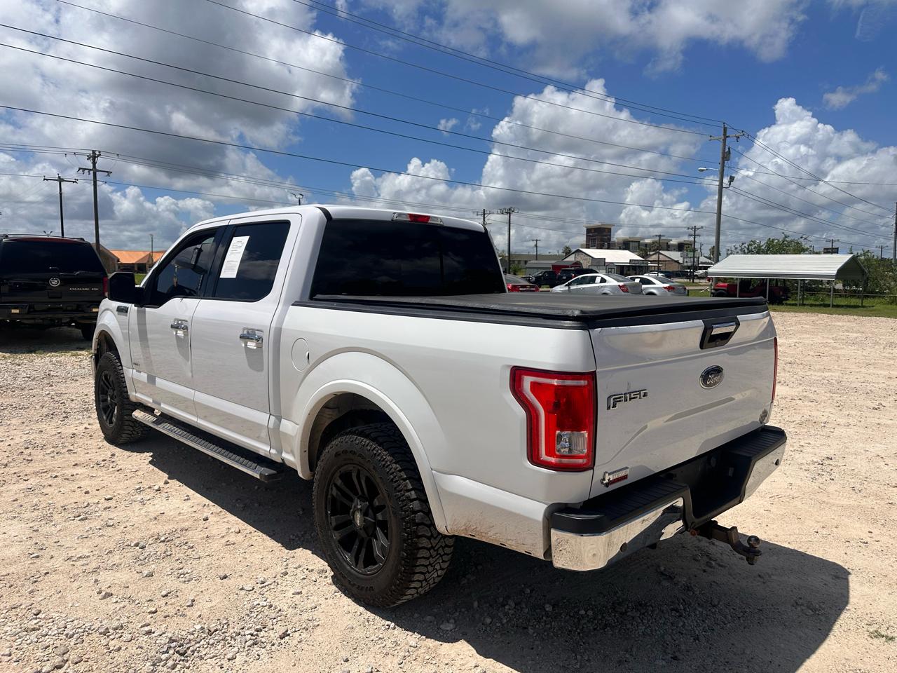 Ford F-150 XLT SuperCrew 5.5-ft. Bed 2WD 2015