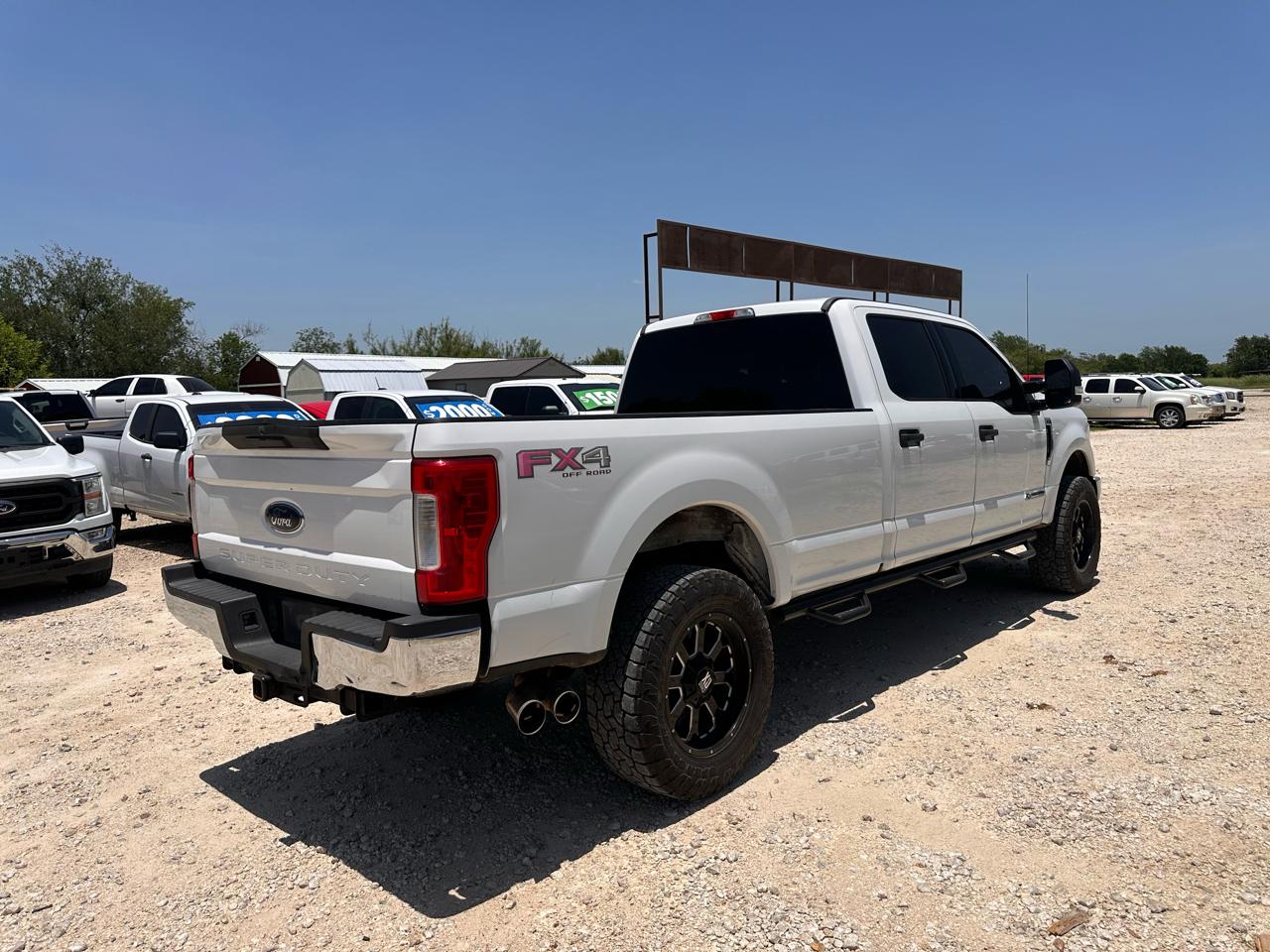 Ford F-250 SD FX4 Crew Cab Long Bed 4WD 2018