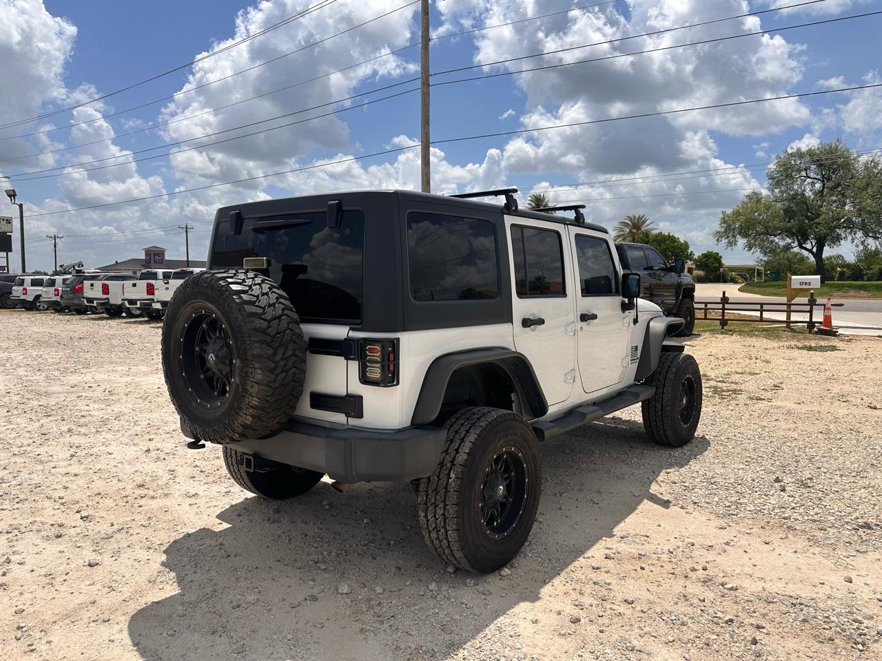 Jeep Wrangler Unlimited Sport 4WD 2013