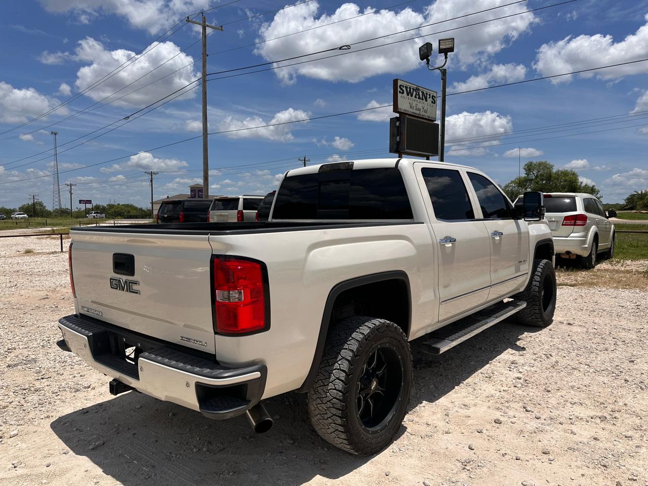 GMC Sierra 1500 Denali Crew Cab 2WD 2014