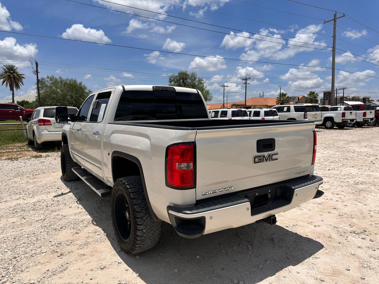 GMC Sierra 1500 Denali Crew Cab 2WD 2014