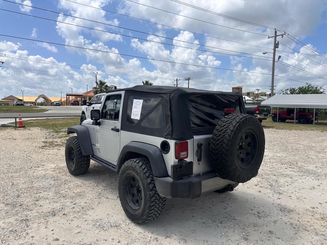 Jeep Wrangler Sahara 4WD 2012