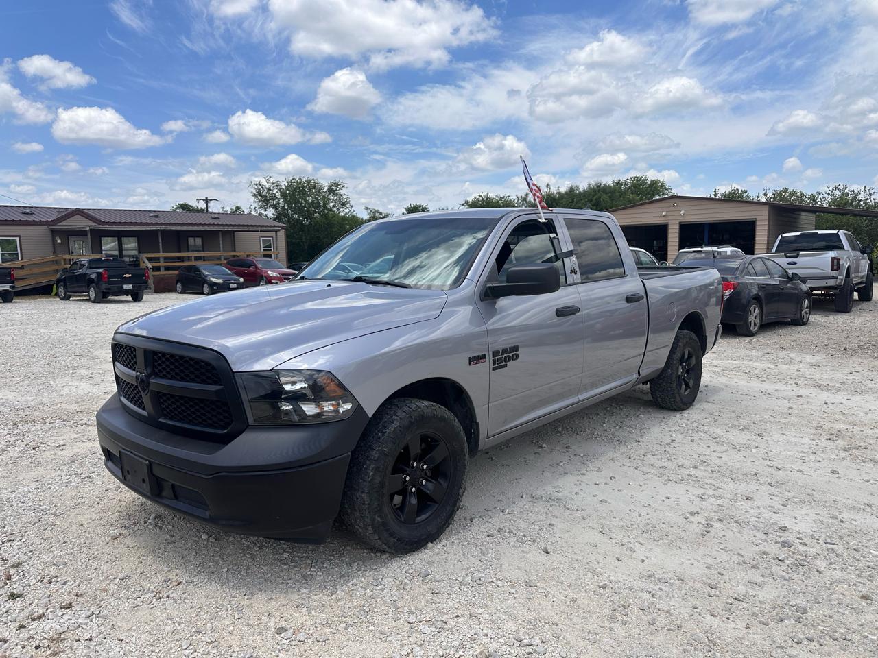 RAM 1500 Classic Tradesman Crew Cab LWB 2WD 2022