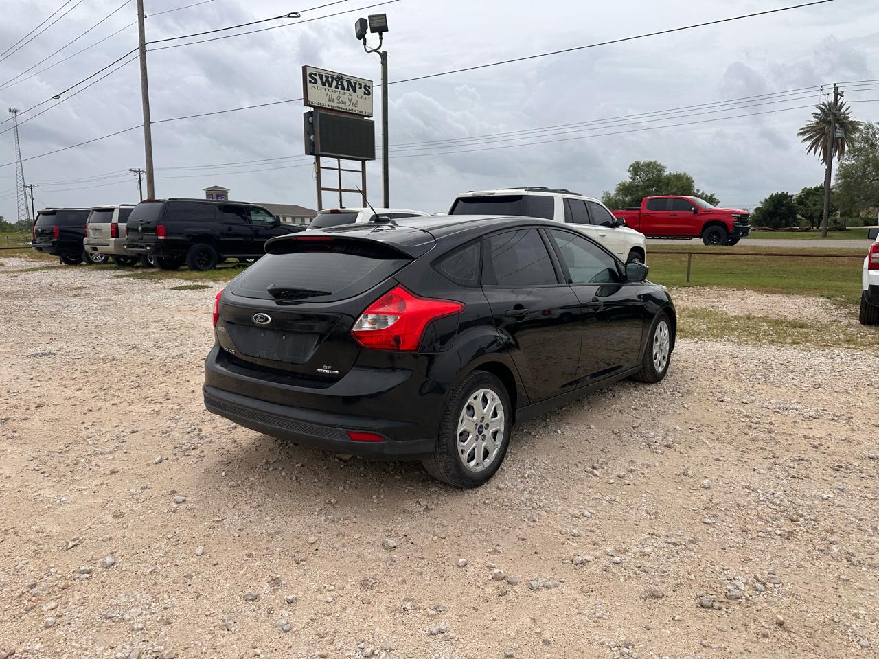 Ford Focus SE 2012
