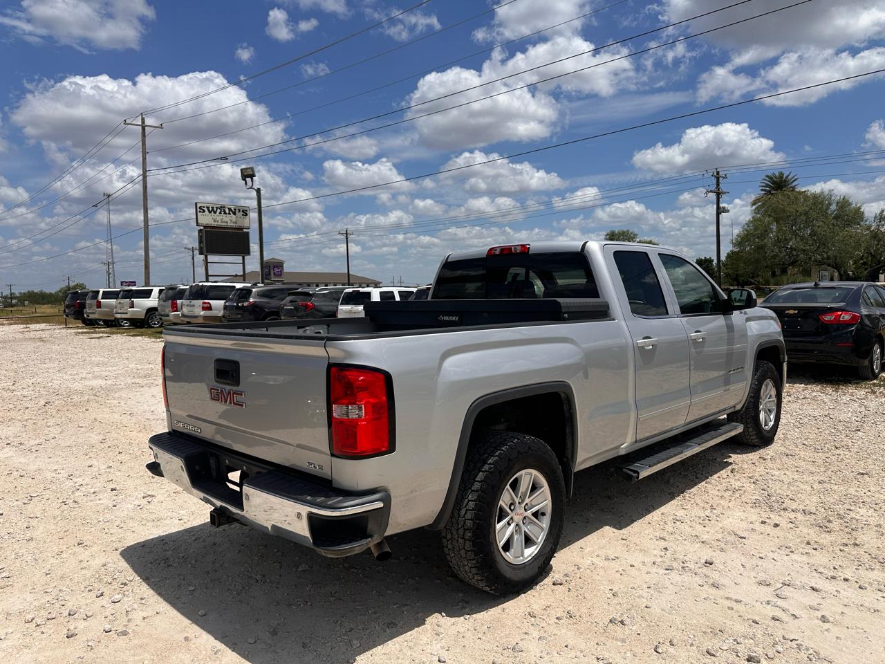 GMC Sierra 1500 SLE Double Cab 4WD 2015