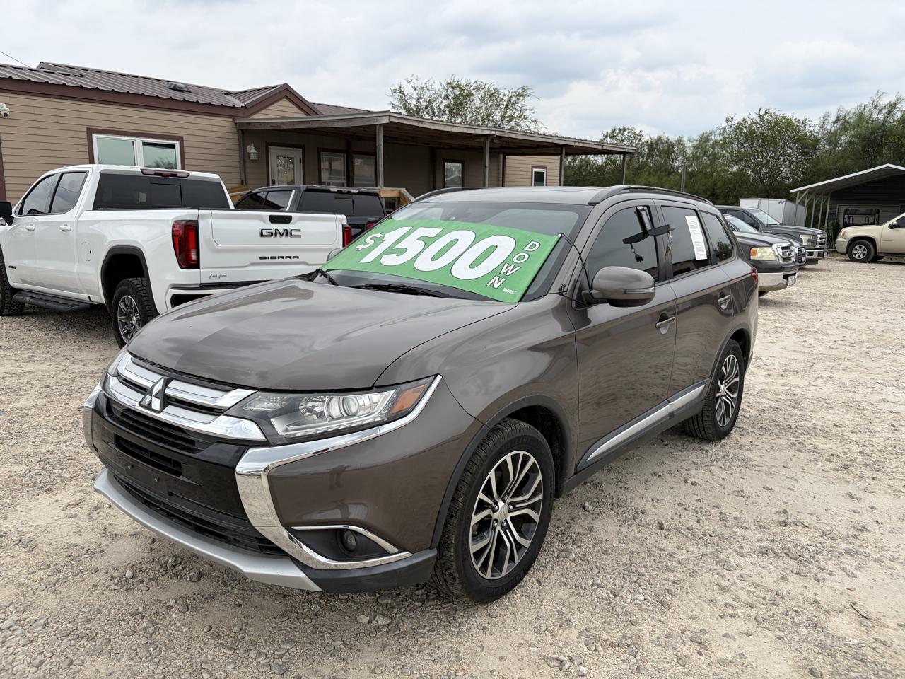 2016 Mitsubishi Outlander SE 2WD