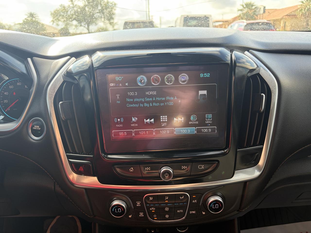 Chevrolet Traverse LT Cloth FWD 2019