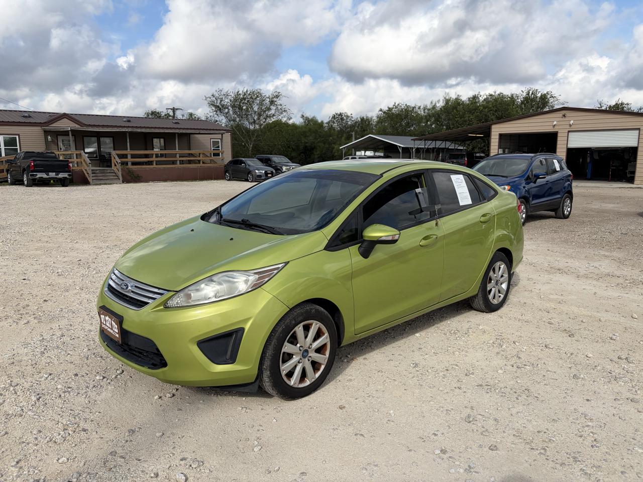 Ford Fiesta SE Sedan 2013