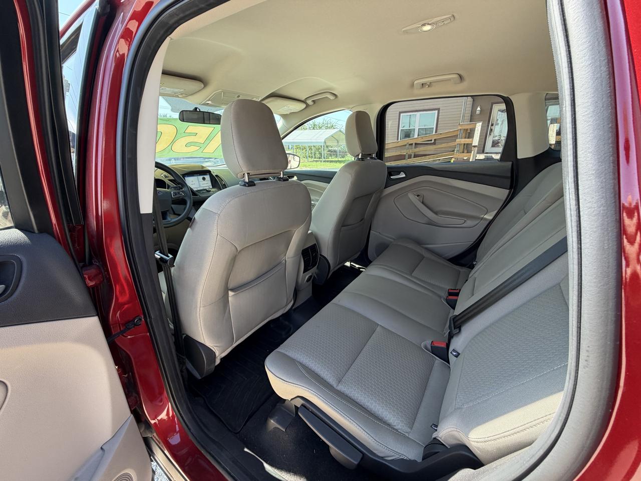 Ford Escape SE FWD 2019