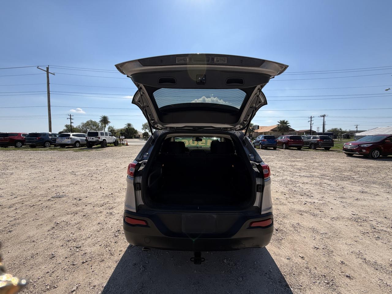 Jeep Cherokee Latitude FWD 2015