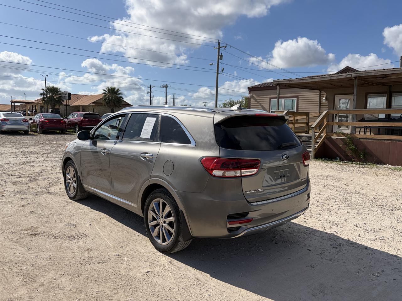 Kia Sorento SX V6 2WD 2017