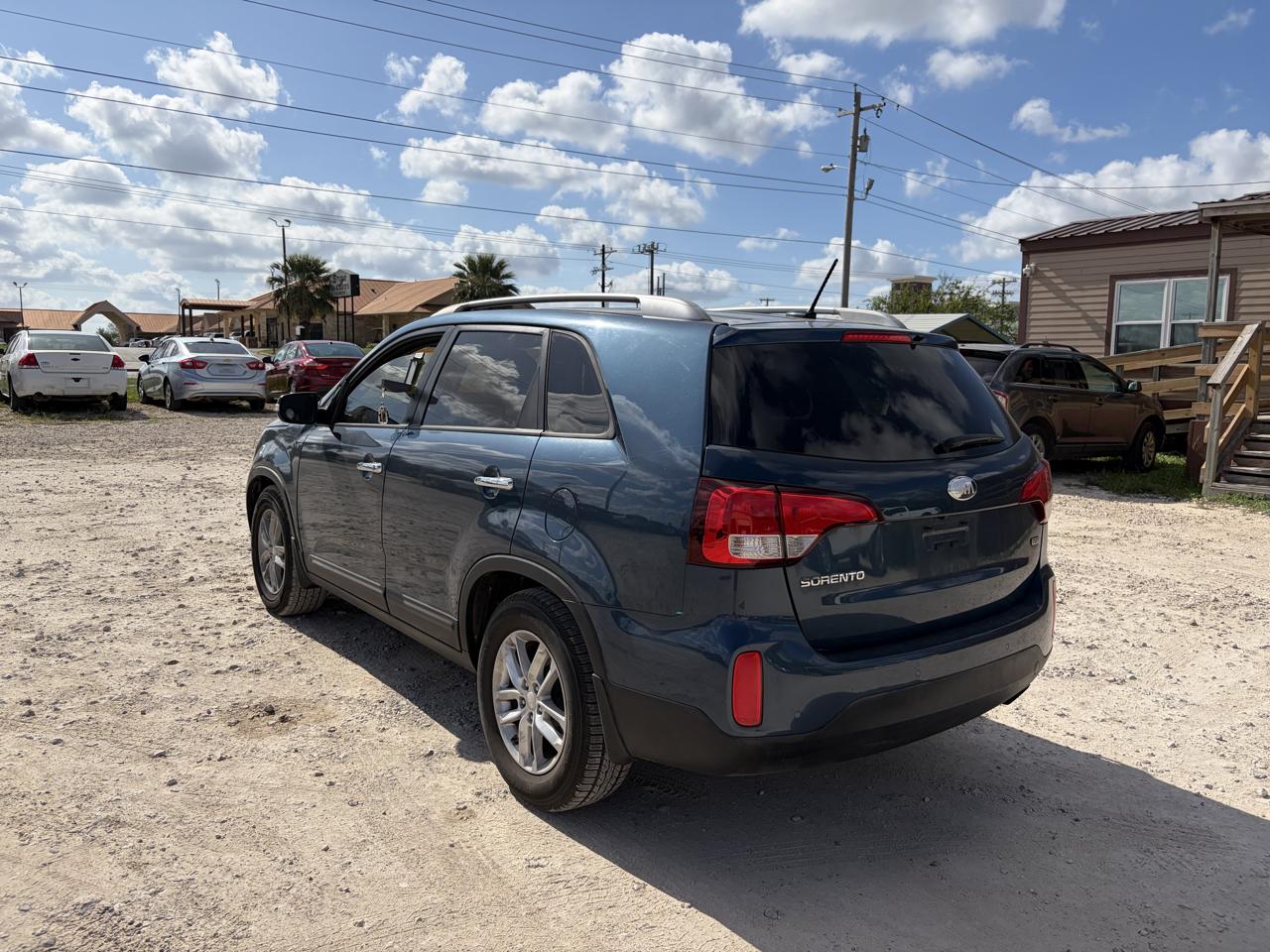 Kia Sorento LX 2WD 2015
