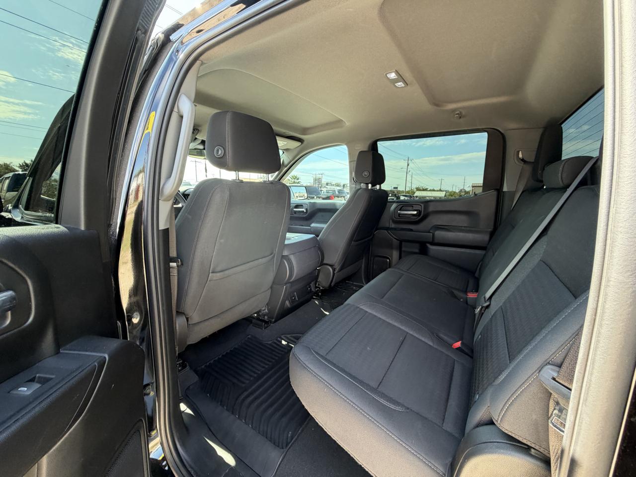 Chevrolet Silverado 1500 Custom Crew Cab 2WD 2022