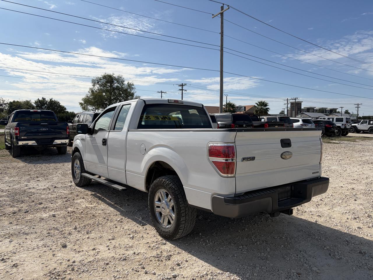Ford F-150 XL SuperCab 6.5-ft. Bed 2WD 2012