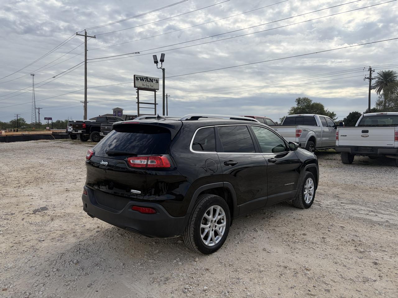 Jeep Cherokee Latitude FWD 2017
