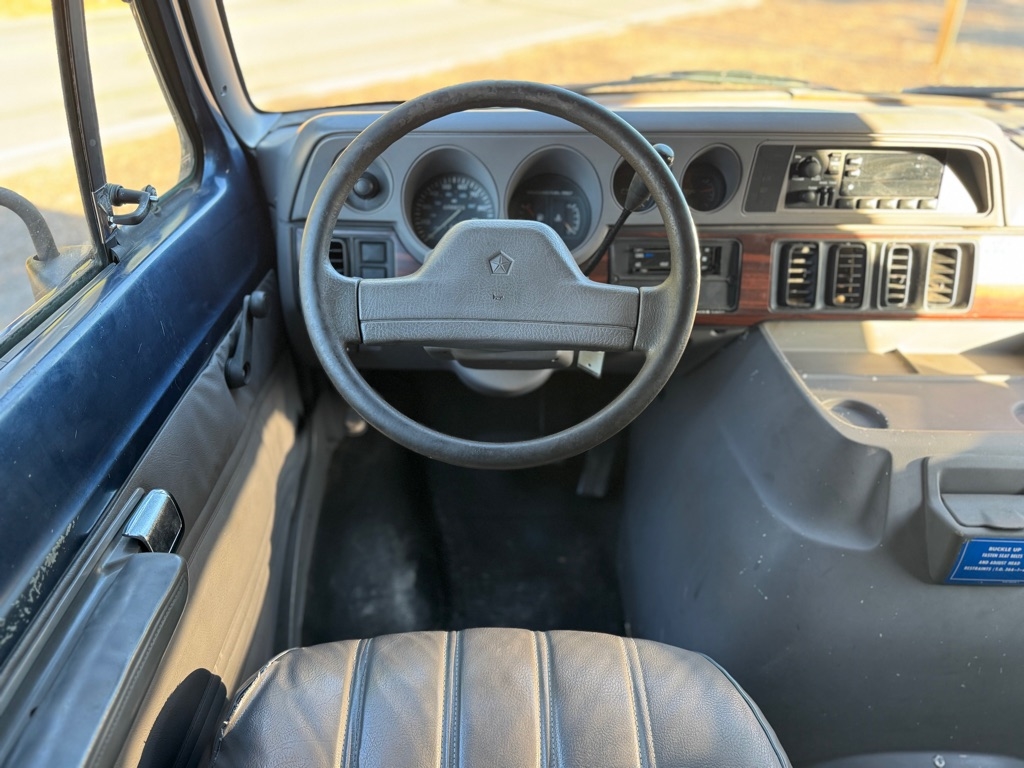 Dodge Ram Van  1994