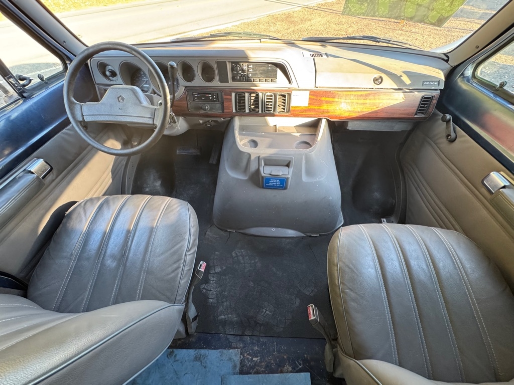 Dodge Ram Van  1994