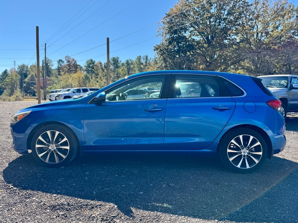 Hyundai Elantra GT Base 2018