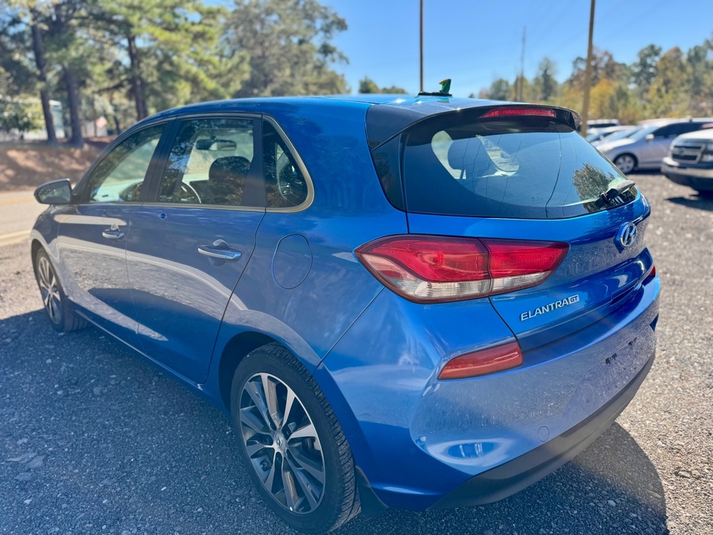 Hyundai Elantra GT Base 2018