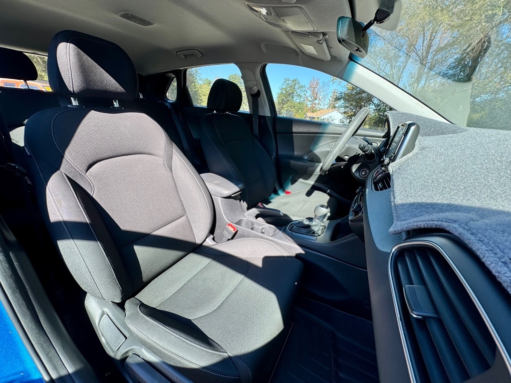 Hyundai Elantra GT Base 2018