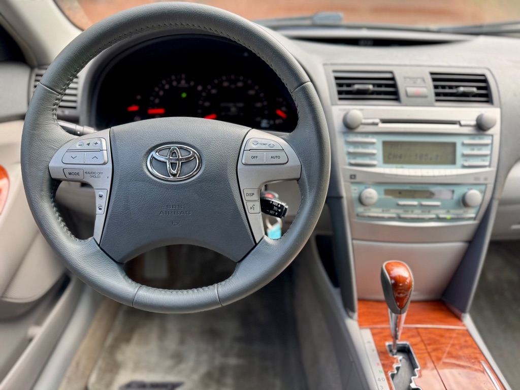 Toyota Camry Base 2009