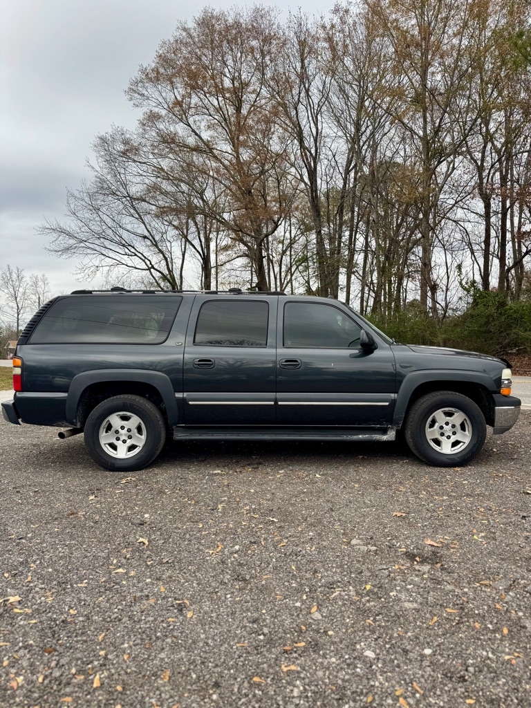 Chevrolet Suburban  2004