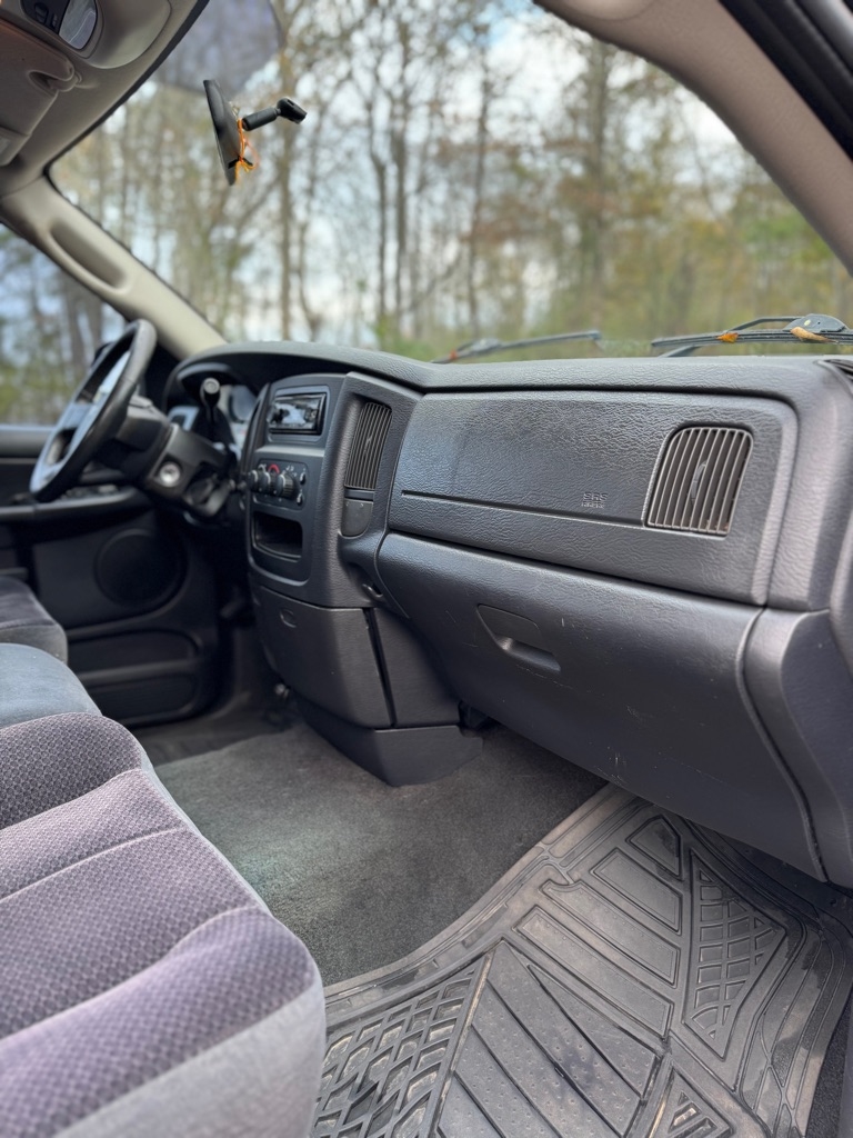 Dodge Ram 1500  2005