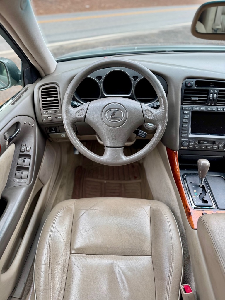 Lexus GS  2004