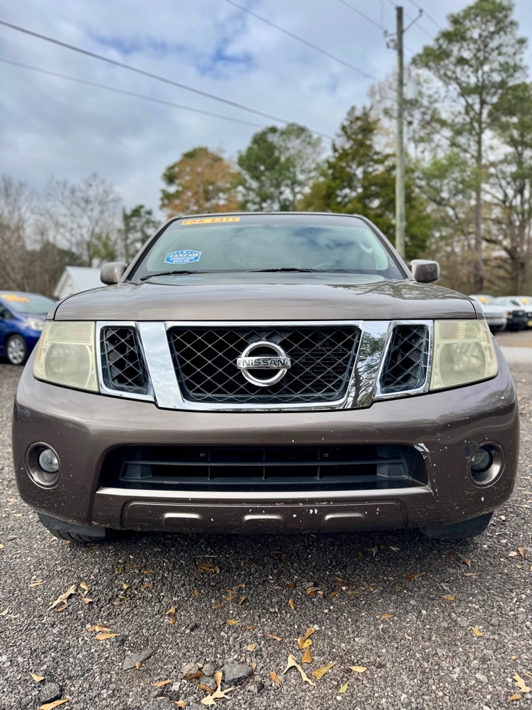 Nissan Pathfinder  2008
