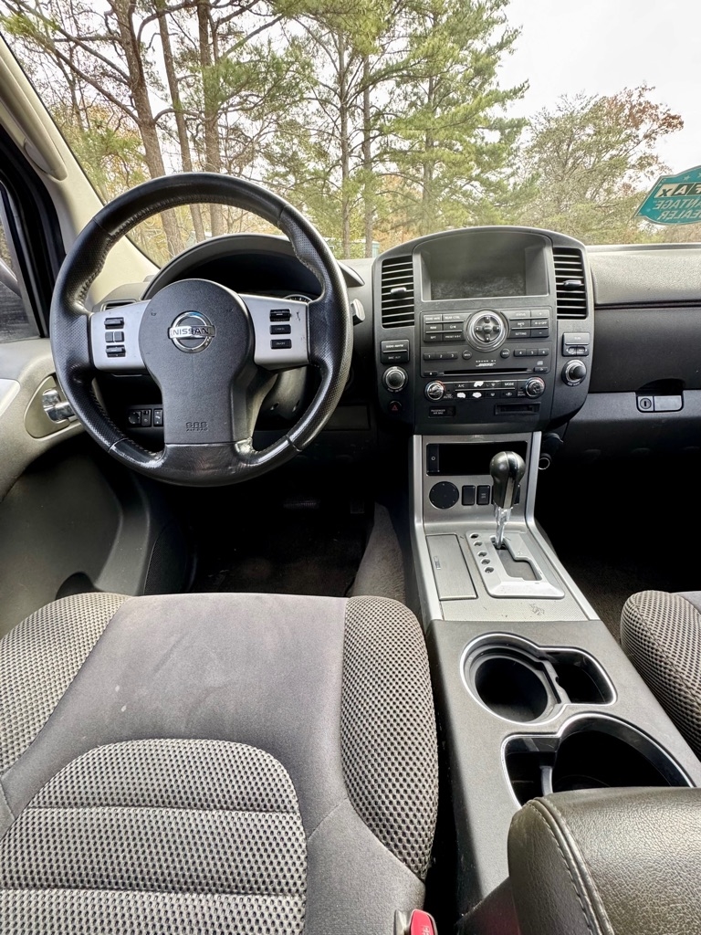 Nissan Pathfinder  2008