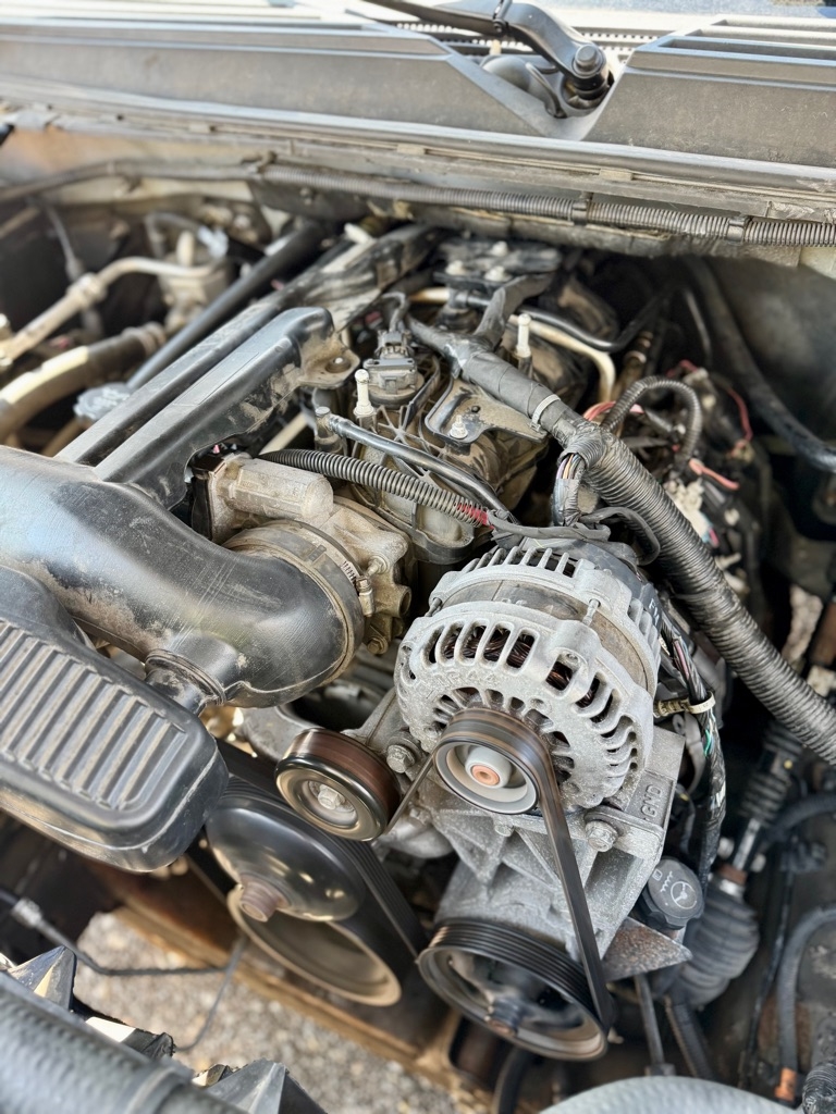 Chevrolet Suburban  2012