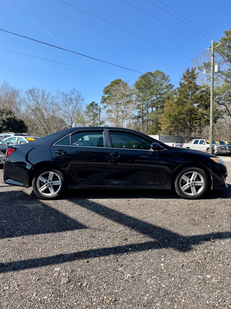 Toyota Camry  2014