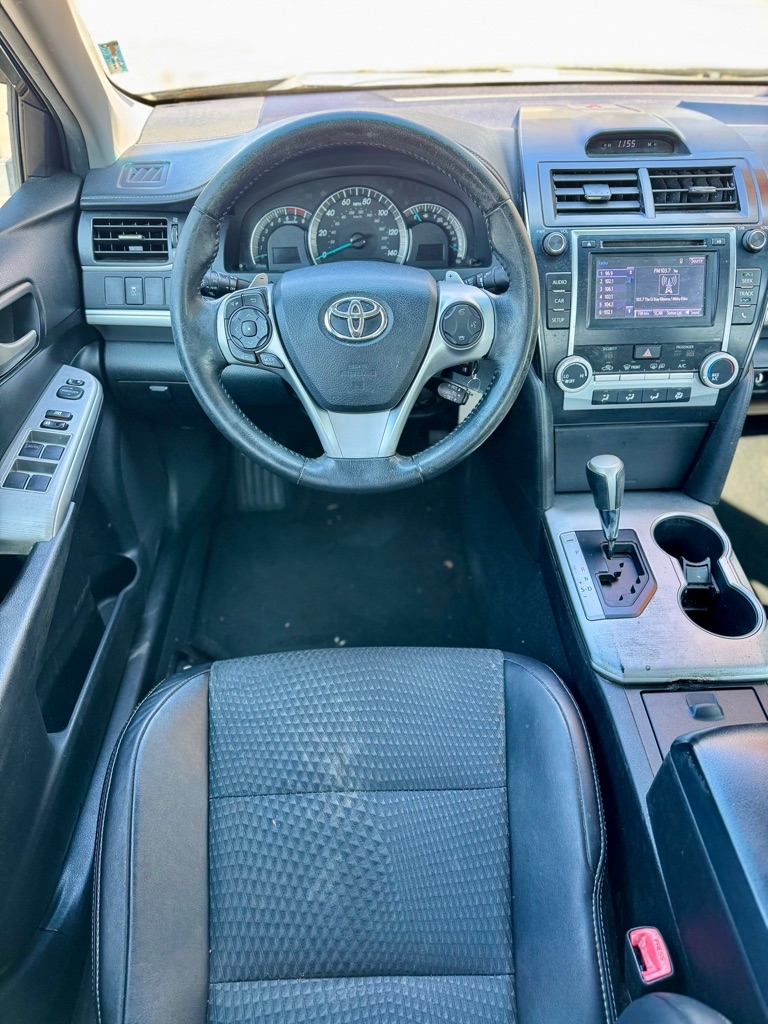 Toyota Camry  2014