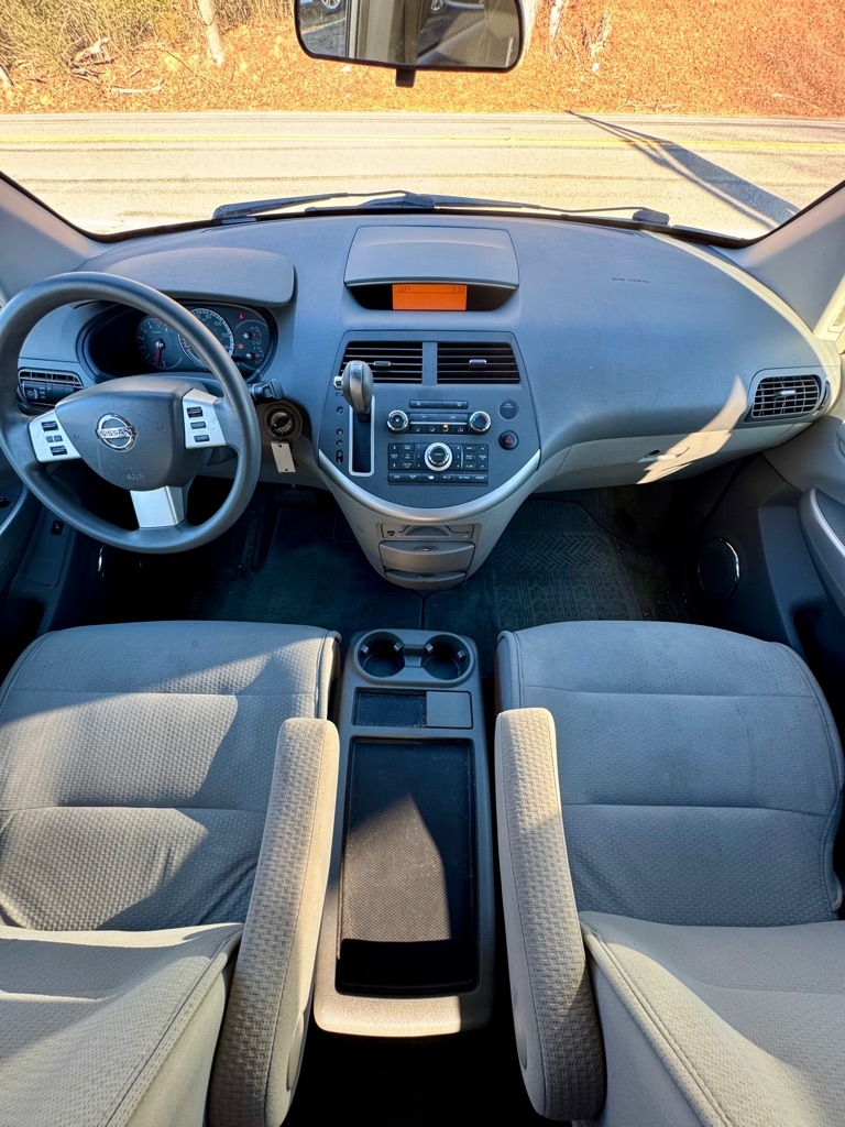 Nissan Quest  2008