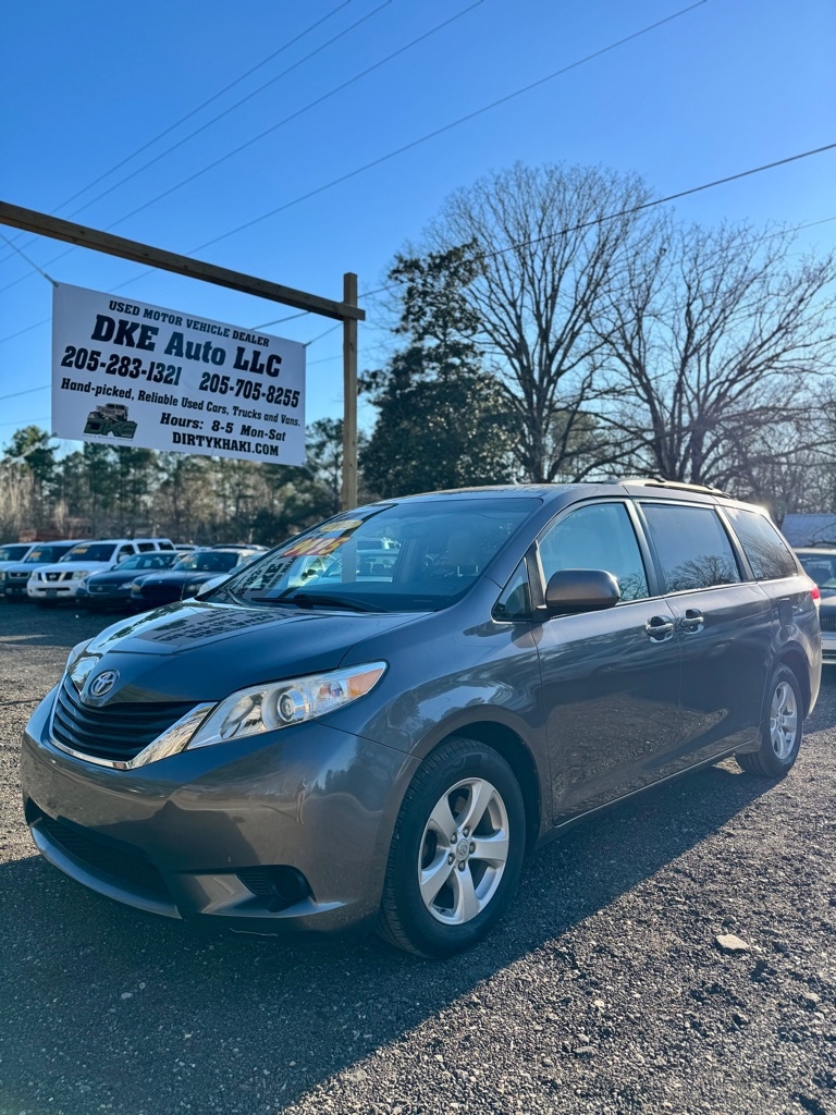 2012 Toyota Sienna LE