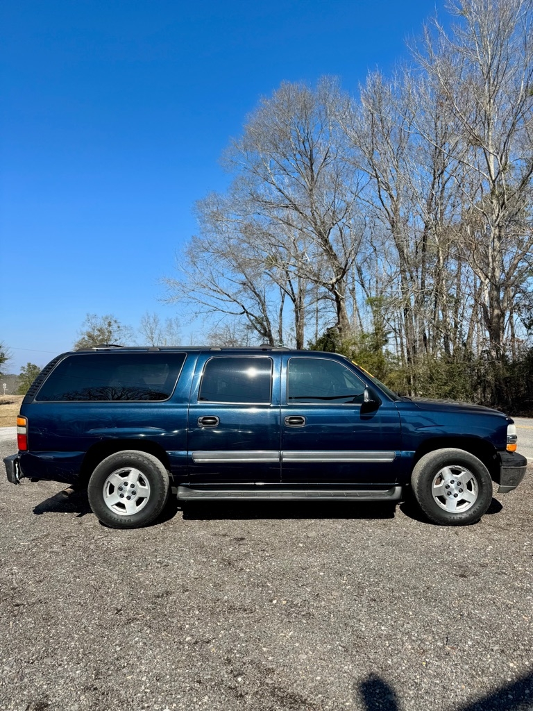 Chevrolet Suburban  2004
