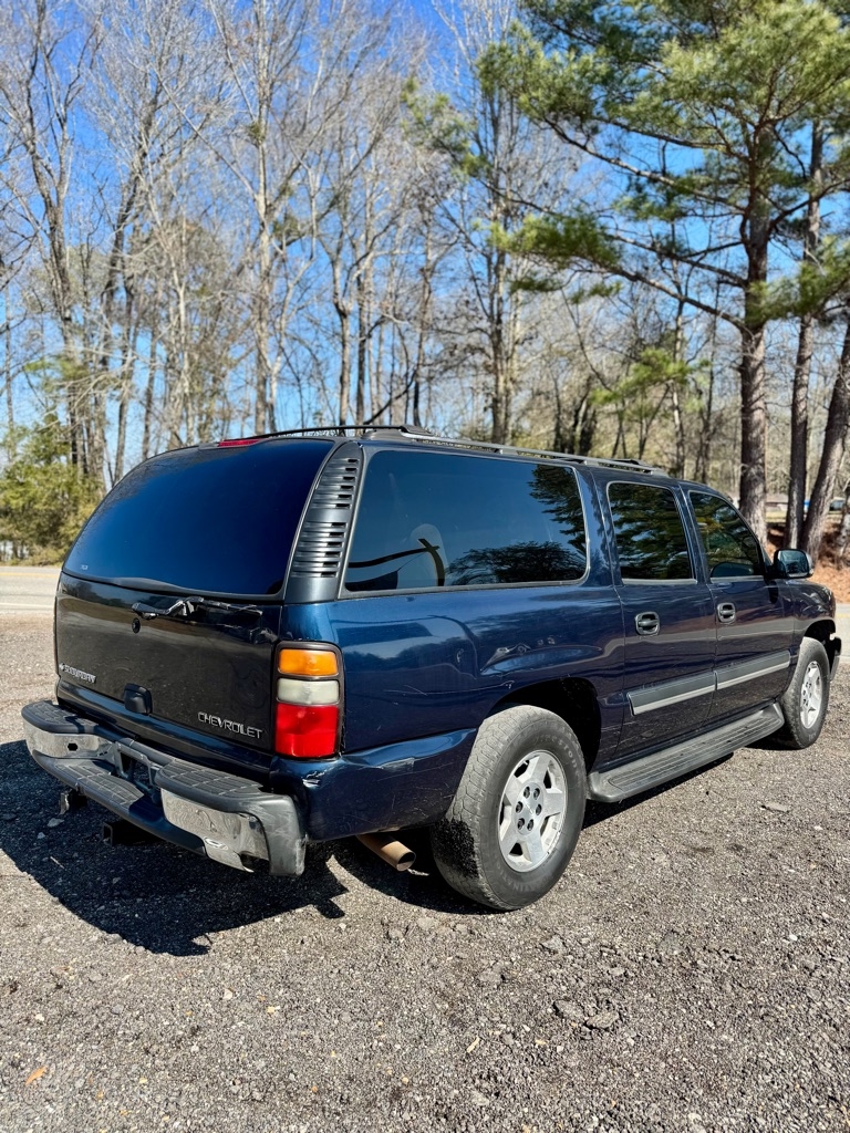 Chevrolet Suburban  2004