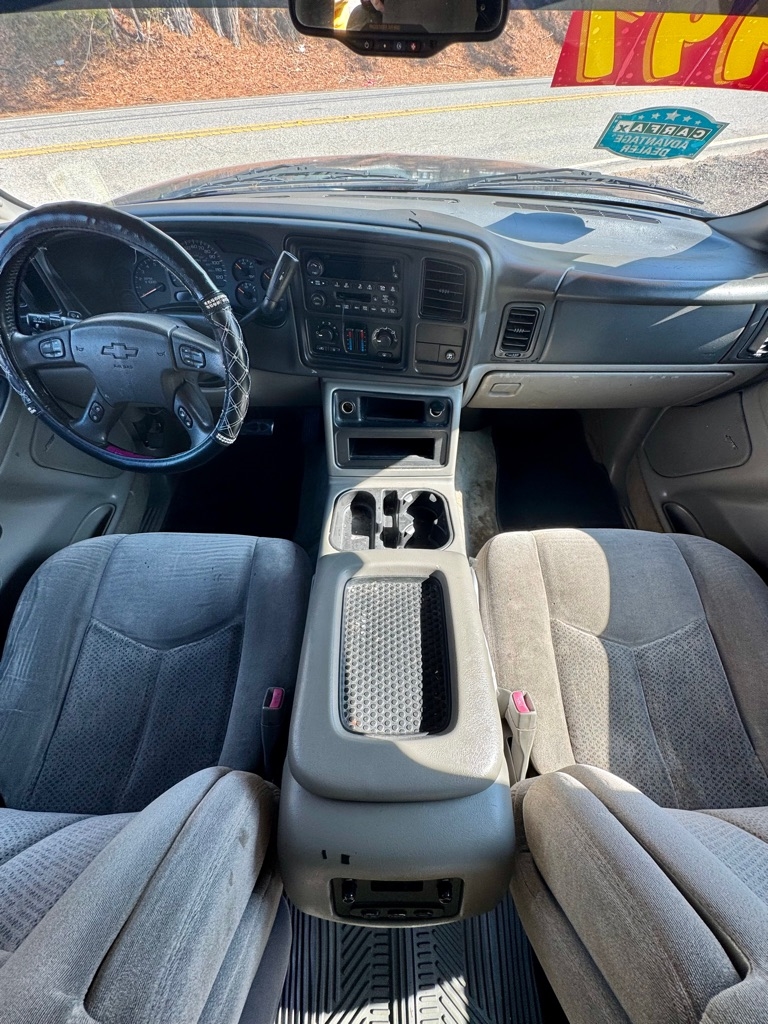 Chevrolet Suburban  2004