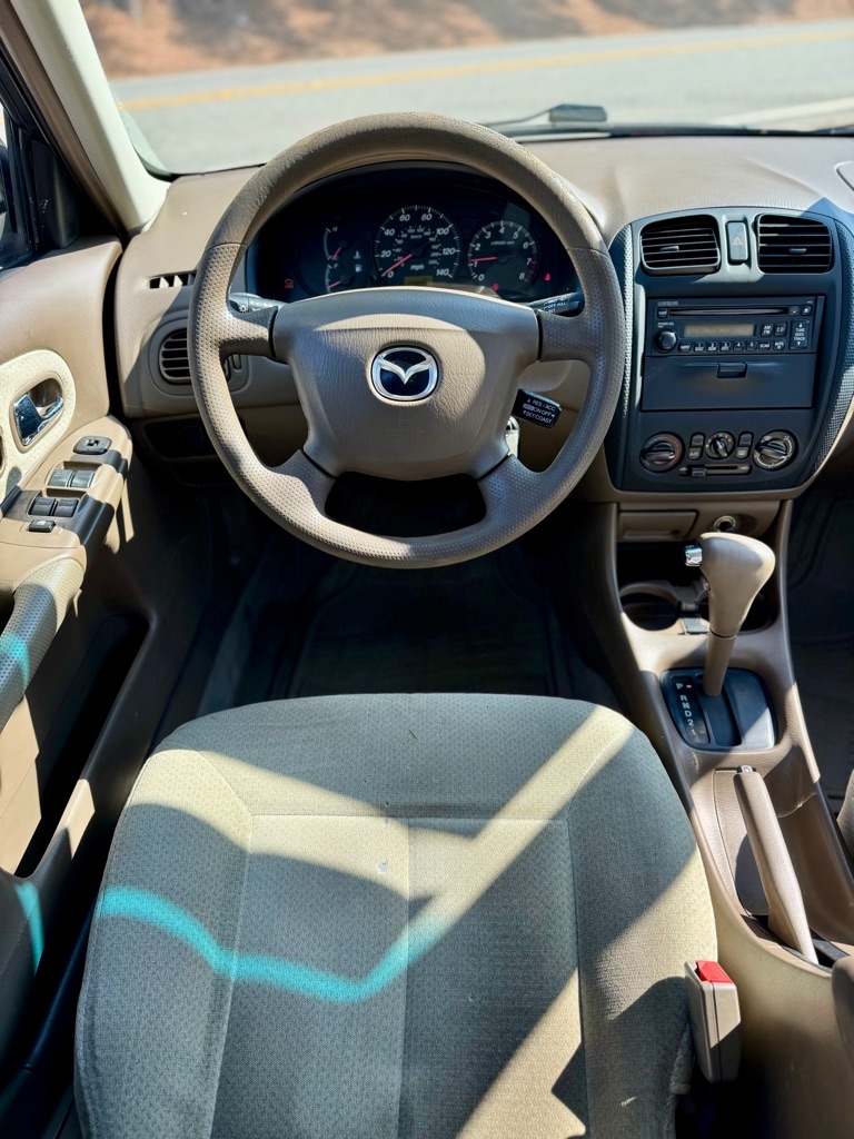 Mazda Protege  2000