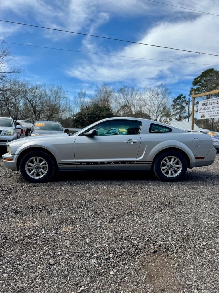 Ford Mustang  2006