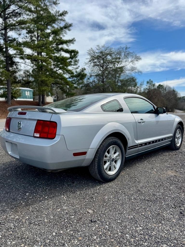 Ford Mustang  2006