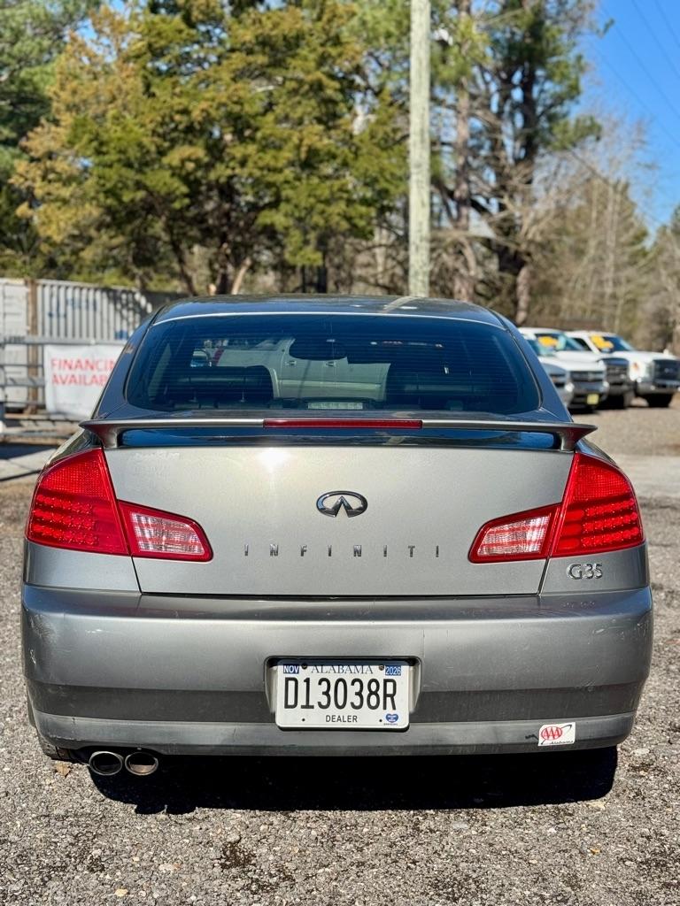 Infiniti G35  2004